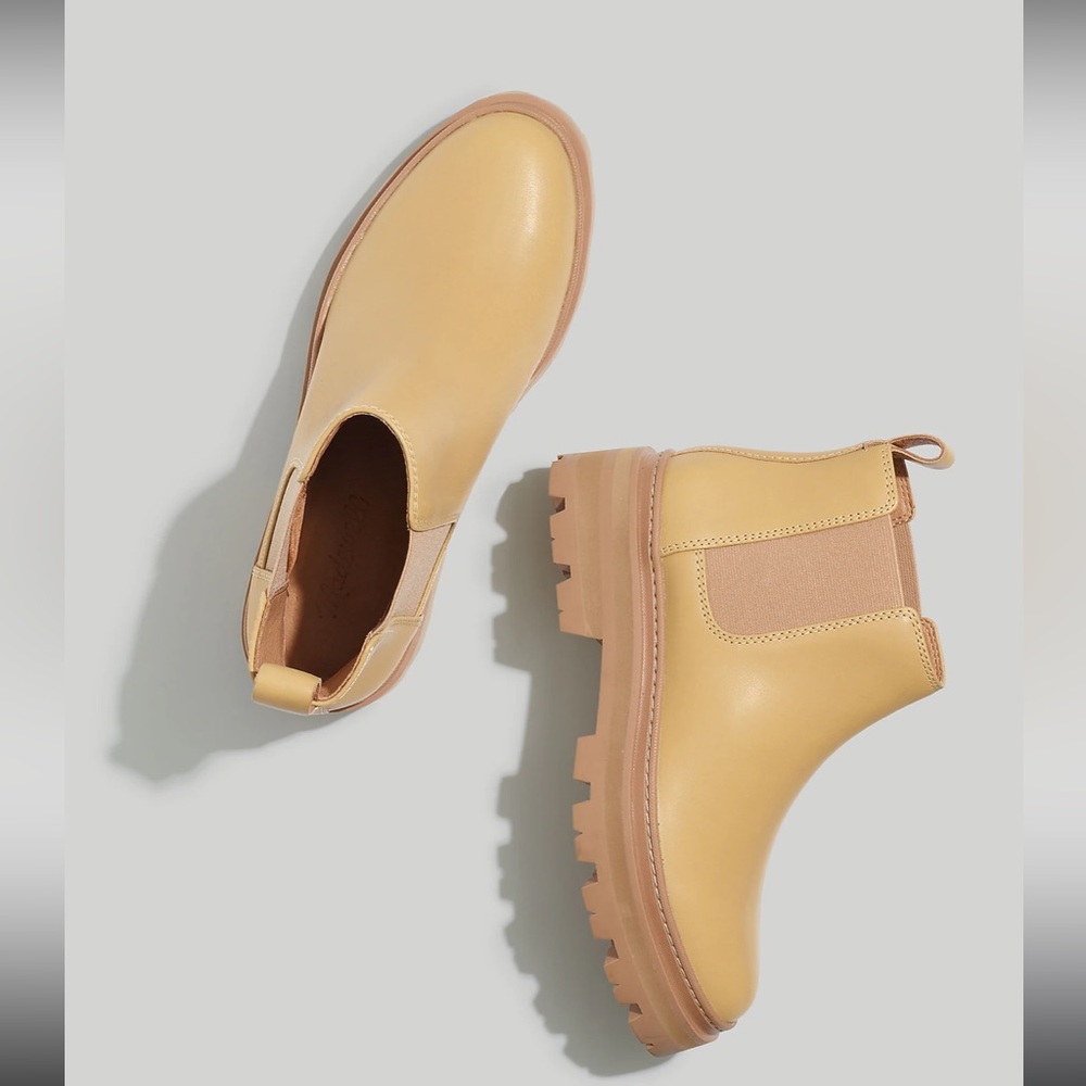 Madewell The Mariam Chelsea Boot in Leather